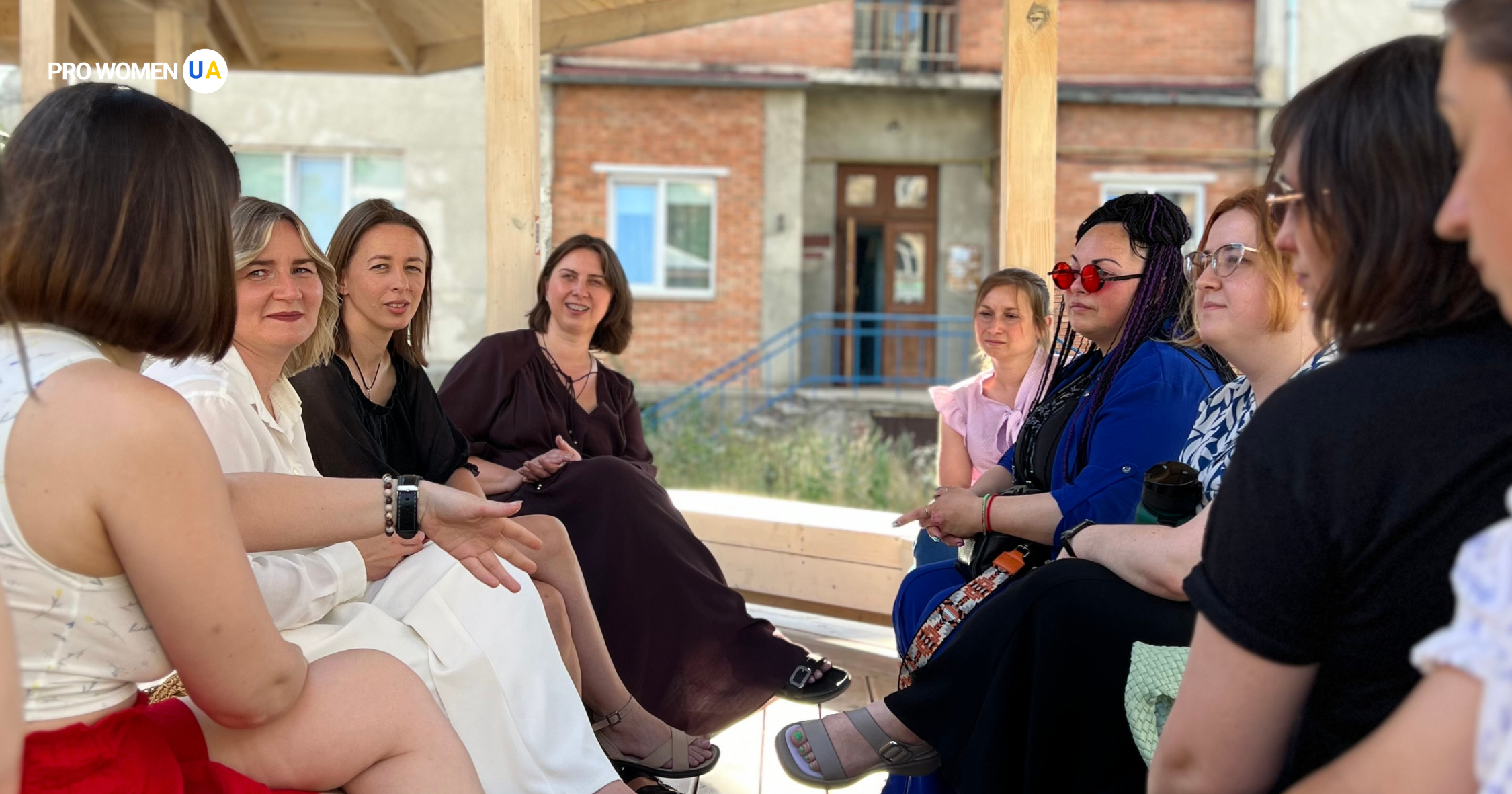 «Дорослі — це ми»: відбулася зустріч груп самодопомоги від PRO WOMEN UA